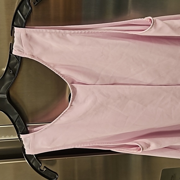 đź’•CUPCAKES AND CASHMEREđź’• Chiffon Sleeveless Blouse ~ Light Pink NWOT - Picture 4 of 5